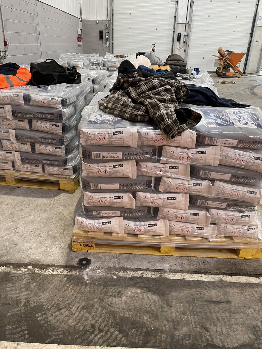 Total_Flooring's tweet photo. @FBallUK  850 units of screed should keep us busy https://t.co/UHVlO3801t