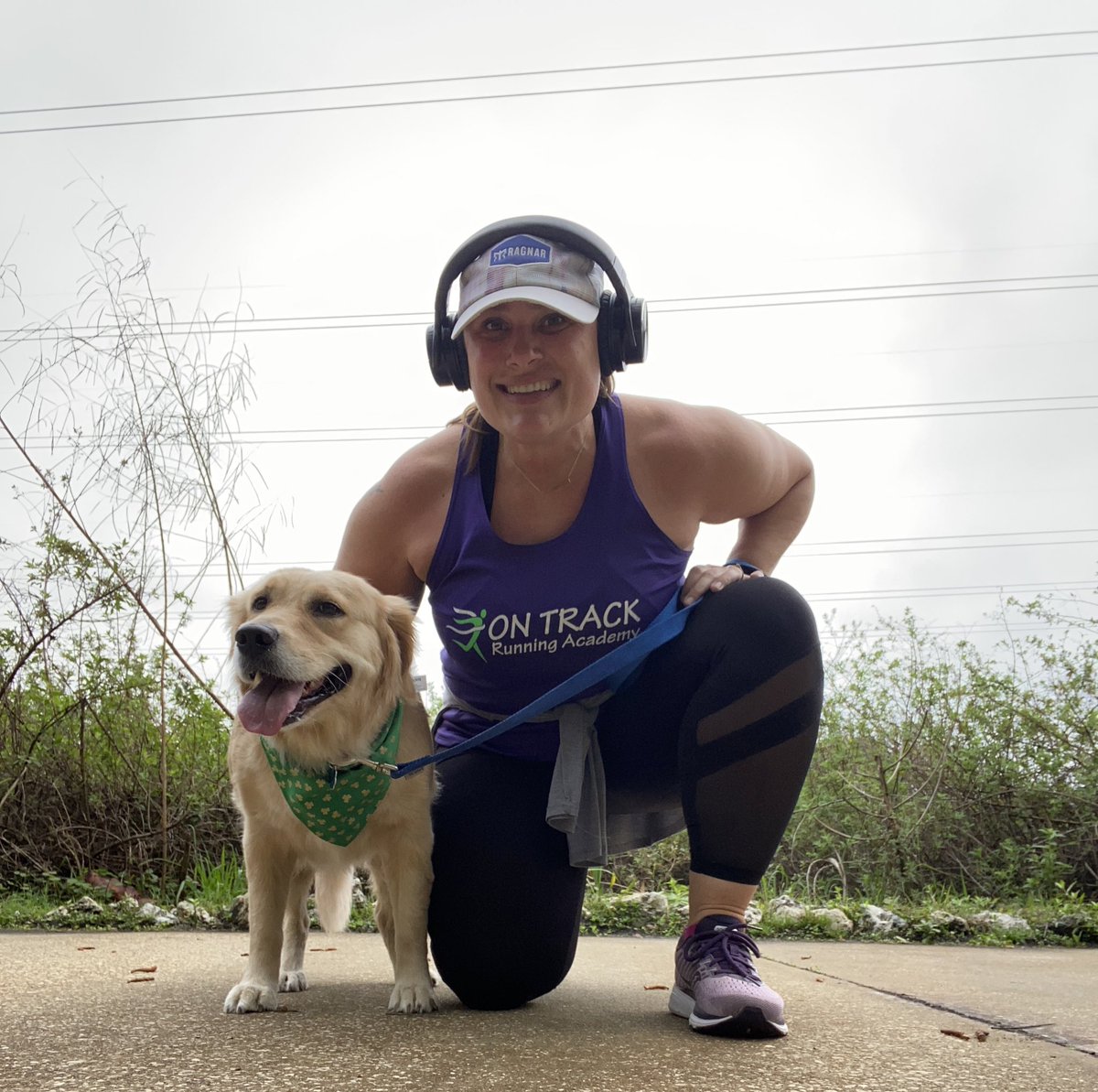 A few #morningmiles with my fave little running buddy 🐕 

I’m really enjoying these runs with her and want to get in as many as I can before it gets too hot for her. 

Do you run with your dog? What tips do you have for me as Luna and I learn together? 

#runningwithdogs