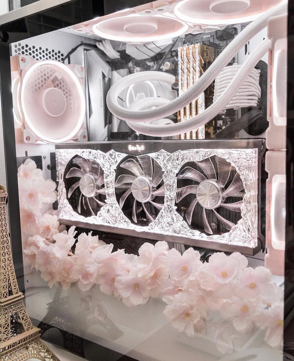 Palit_Global's tweet photo. In love with this #Sakura blossom pc build ft. #Palit GeForce RTX 30 GameRock. 🌸💎

📸 IG @ Keittycat 

#cherryblossom #love #gamingpc #pcbuild #pcsetup #sakurapc https://t.co/hXycBle8dR