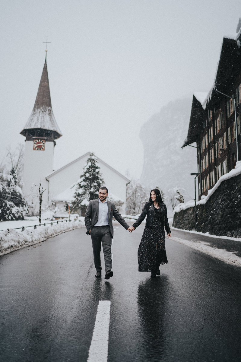 BLOGGED; Winter scenes for Nina & Steven’s #engagementshoot in #lauterbrunnen 😍💙❄️🙌🏻

#delandjj #elopementlove #couplesessions #weddingblog #weddinginspo #weddingphotos #swissalps #swisstravel #grindlewald #adventurecouples #interlaken🇨🇭 #eigeradventure #jungfrauregion