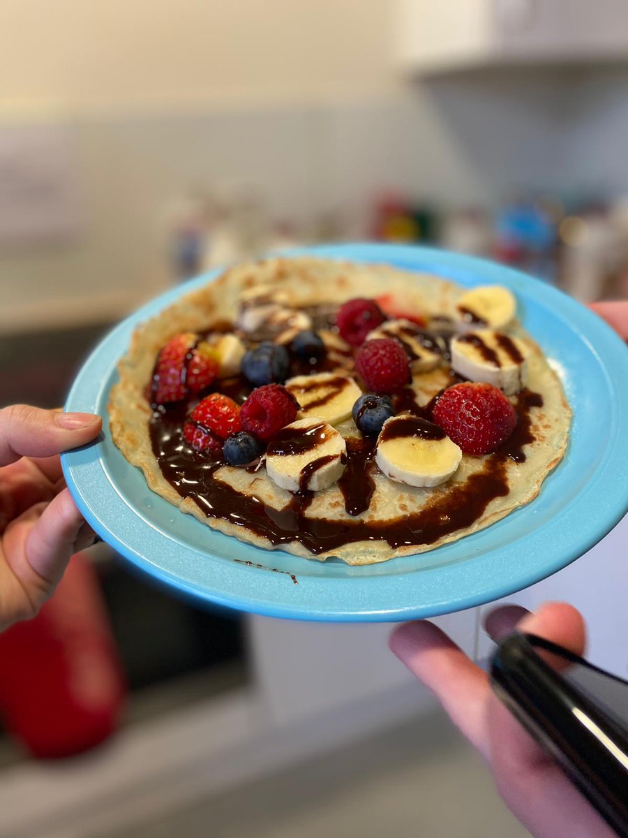 LukePoplar's tweet photo. Shrove Tuesday On Laurel Ward! 🥞.

@leannewills09 @PaulEndley @SheilaH78888923 @GMMH_NHS @nigelparkhouse1 @the_younggun @HooperTanith @IgeSolente90 

#vivalaurel https://t.co/wDmryTYHn4