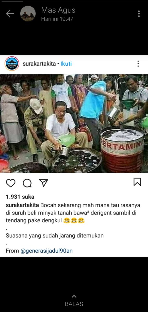 Kalian mana paham, senggolan sama emak-emak berebut posisi antri. 😅