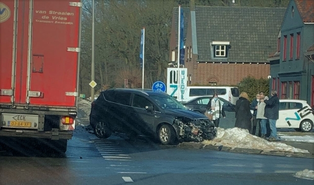 Weer een flink ongeluk in Well - ..