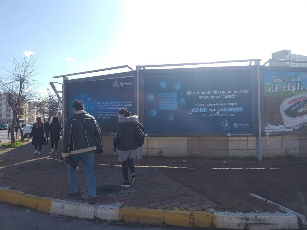 AntalyaNufus's tweet photo. Antalya Nüfus ailesi olarak Vatandaşı aydınlatmaya yönelik 350*200 ebatındaki tanıtım afişlerimiz Antalyalım��zın farklı 5 noktasında Büyükşehir Belediyesine ait reklam panolarına asılmıştır.#HayatınızınHerAnında @ersinyazici1 @sefikaygol @AyseSerapGuney @TCNufus https://t.co/53wTznJCwt