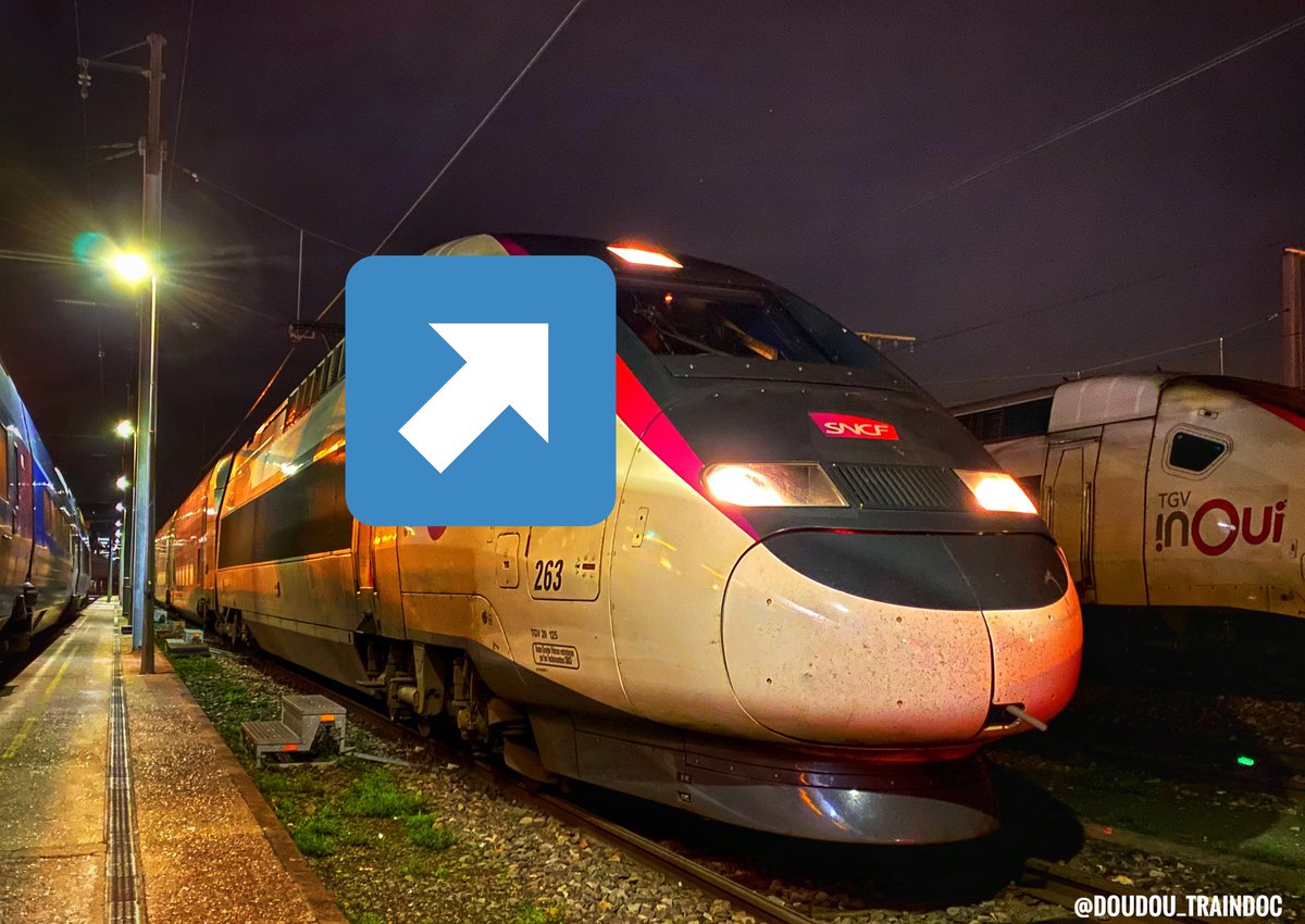 Pour la petite histoire, le troisième phare frontal du haut est réellement apparu en France à partir du TGV Sud Est afin de différencier les engins ferroviaires et routiers et donc de se mettre en conformité avec la norme ferroviaire Internationale UIC. 