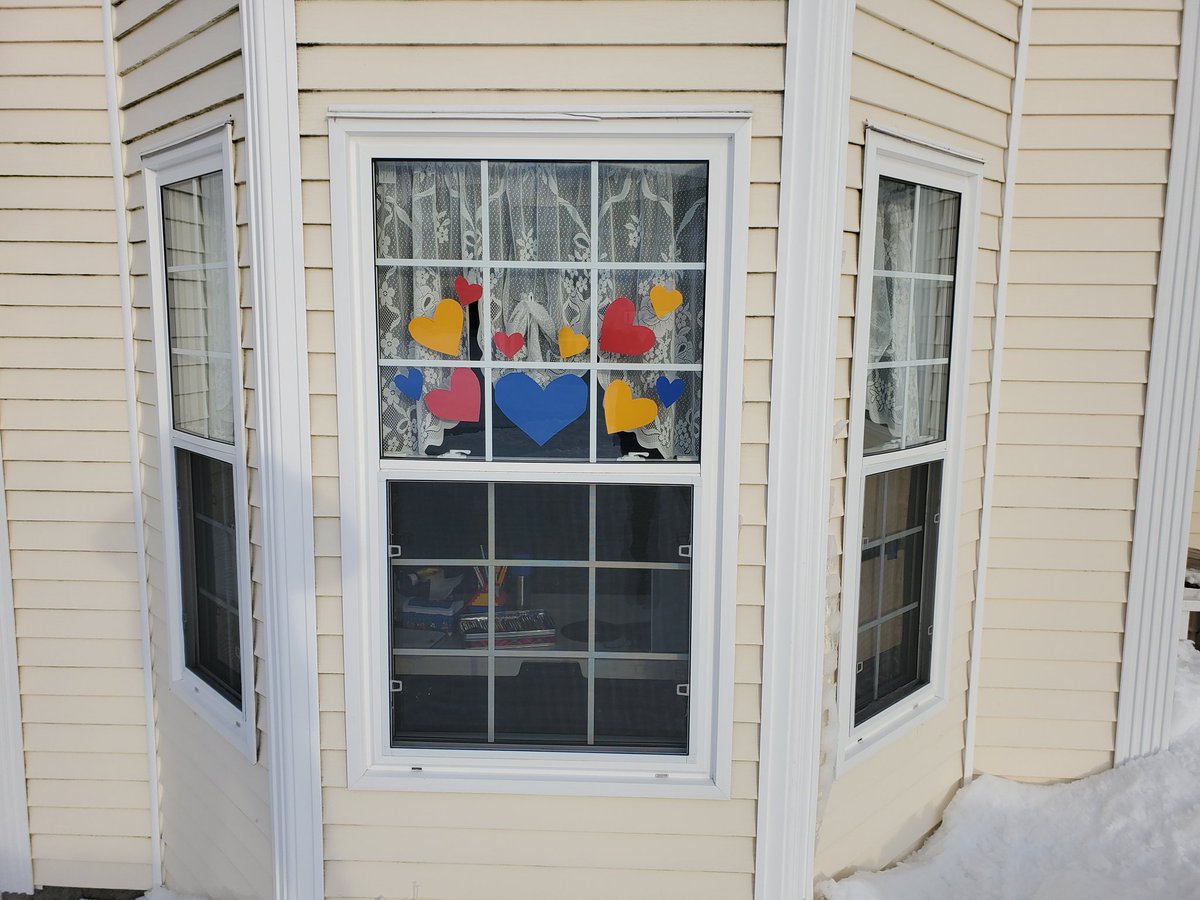 rich_dawe's tweet photo. Supporting the blue and gold!
#windowwisdomnl @StBonaventures @GonzagaVikings https://t.co/APK0DWoGa1