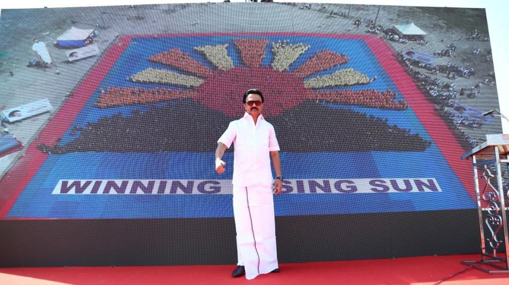 Balajiselvam26's tweet photo. #Winning_RisingSun https://t.co/FjJE963zmv