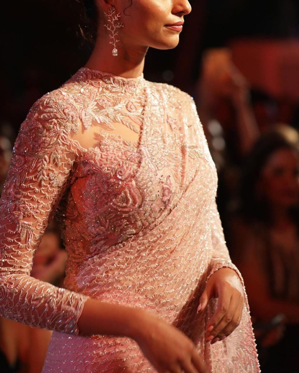 Krésha Bajaj Official tweet media
