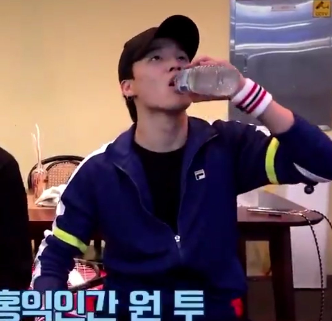 지민아!!!! 오늘!!!!! 너의모습!!!! 너무 !! 멋있어!!! 체대생 훈남 박오빠 그자체ㅠㅠㅠㅠㅠㅠㅠㅠ진짜 개개개개개개개객 좋아서 캡쳐갈겨 ...