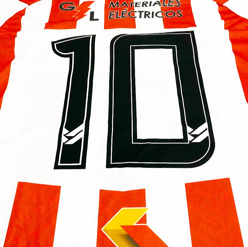 Se acerca la preventa para socios e hinchas de <a href="/ClubTalleresOk/">Club Atlético Talleres</a> de la indumentaria <a href="/mutargentina/">MUT</a>
Te esperamos el jueves 18, viernes 19 y sábado 20 en el club - en horario a confirmar, donde podrás hacer tus compras.
 Como la camiseta oficial a $2900!!

#talleres #mutargentina #mut