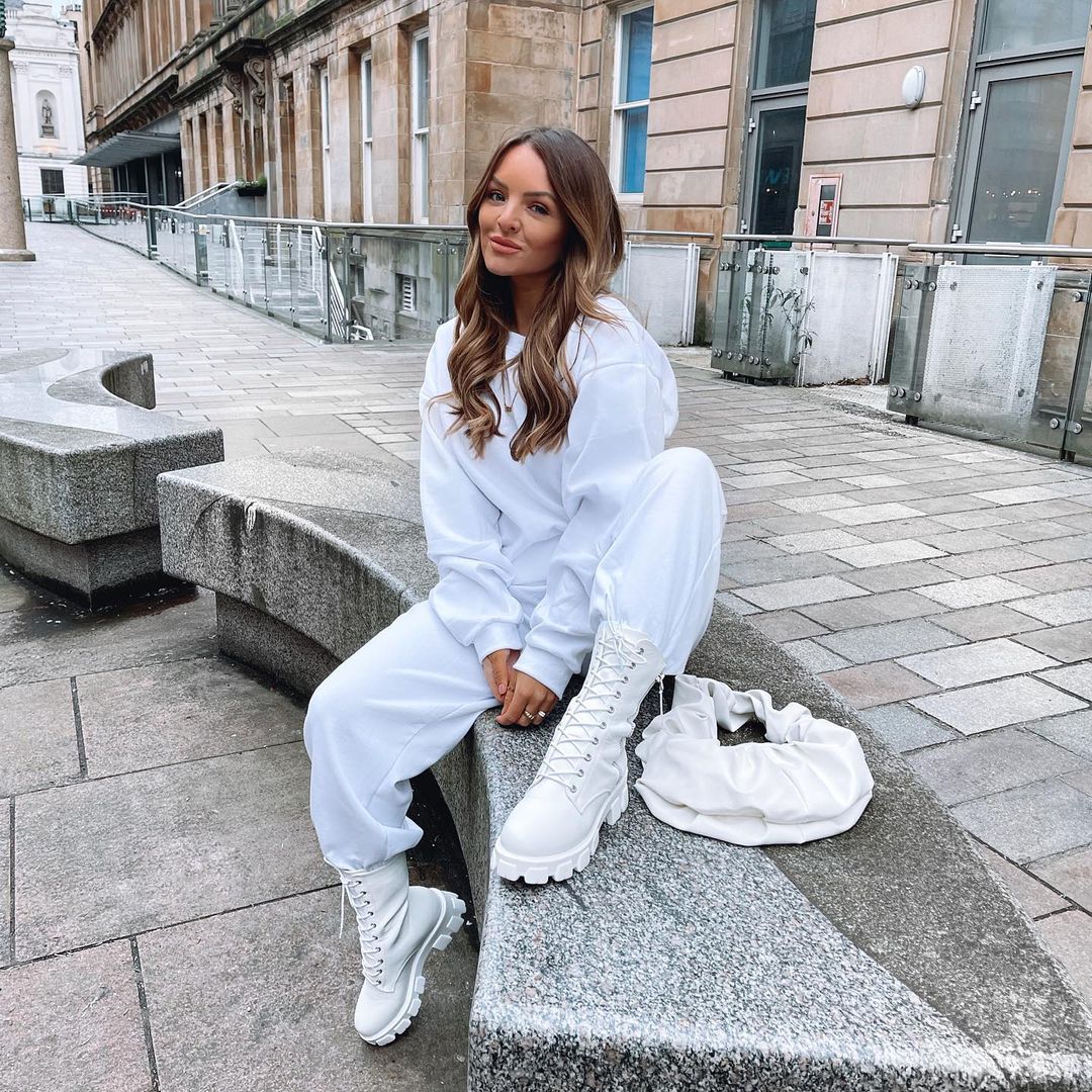 isawitfirst's tweet photo. 🚨COMPETITION🚨 

All white fits? We are so here for it 😍 🙌  Like &amp; RT this tweet to WIN a £50 voucher to spend on site!

*Ends Midnight tonight. Winner to be contacted by DM + picked at random. Must be following @isawitfirst 

📷 emmasinclair01 https://t.co/jI3pYsyENC