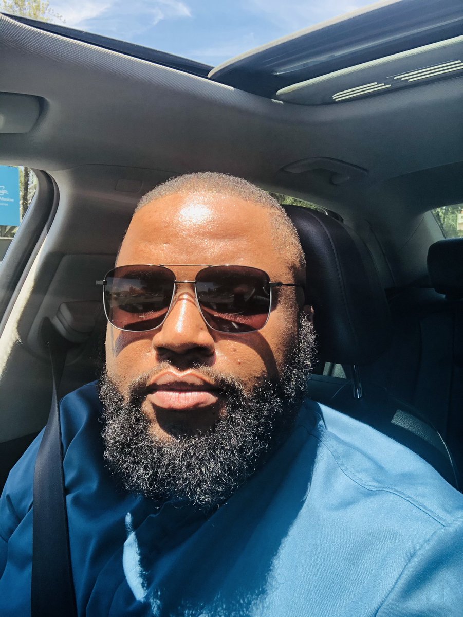 Work with pride and passion whatsoever the type of job. Strive to find meaning in your work.  Step out of comfort zone to achieve your dreams. Be bold enough to make changes to better yourself. Go out and do your best

#marketer #prpractitioner #socialentrepreneur