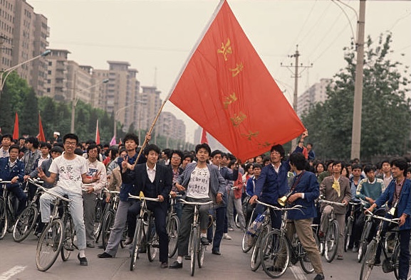 Le vélo, instrument de lutte.
