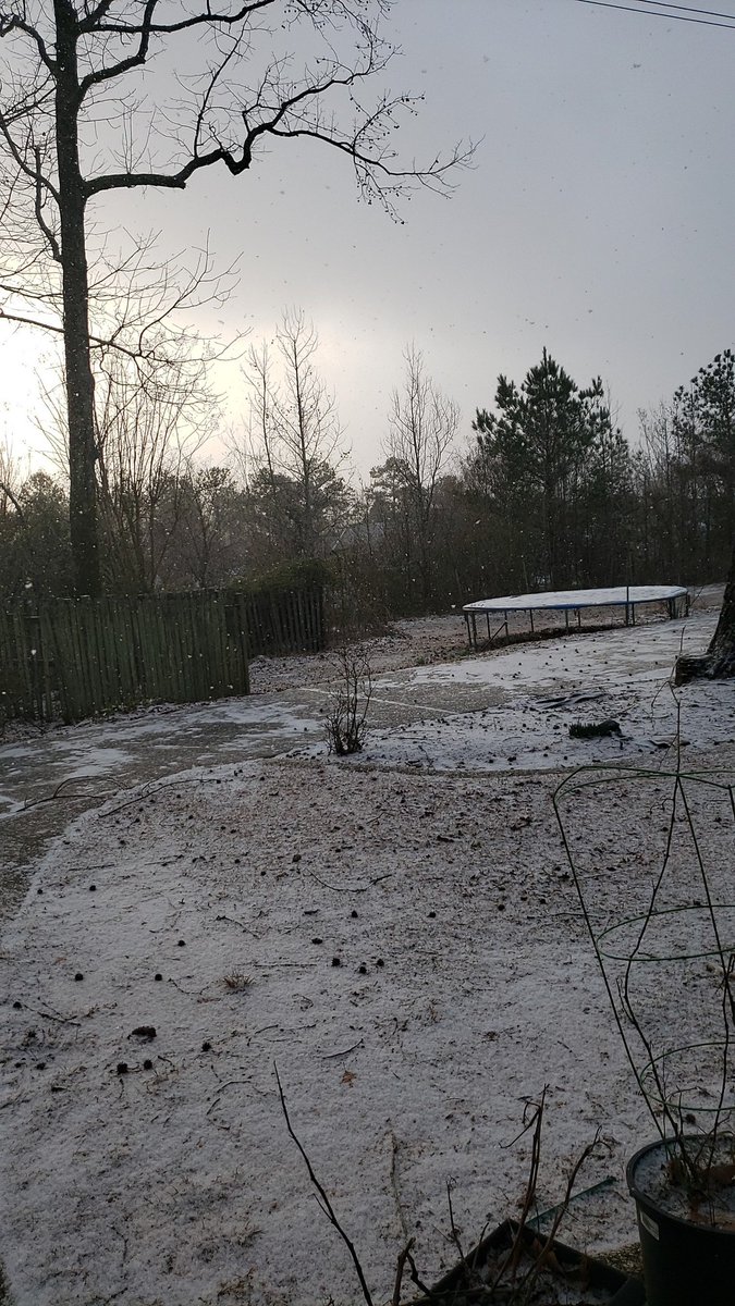 david_stricklin's tweet photo. @spann #SnowDay https://t.co/On2ROeDpbI