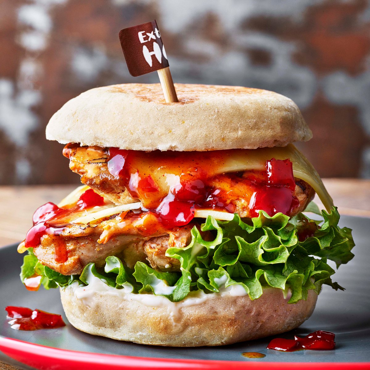 NandosUK's tweet photo. This one goes out to the Sunset Burger stans. Looks like all those messages paid off (now 🤫)

The Sunset Burger is back by popular demand 🔥

Now available only on Delivery: https://t.co/xWFnnFbdhl https://t.co/pkpyrzAAvA