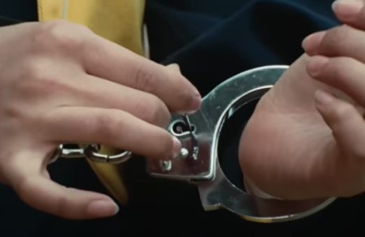 𝕭𝖔𝖔𝖌𝖎𝖊 𝖎𝖉𝖔𝖑 ブギーアイドル 再発 爆弾だけではないペギー松山のすごさ 一瞬で手錠を 外し素面でアクション 三日月仮面とアカレンジャーのニケツ そしてチョップ連打 大ちゃんのバリブルーン操縦の腕を心の底から信頼している新