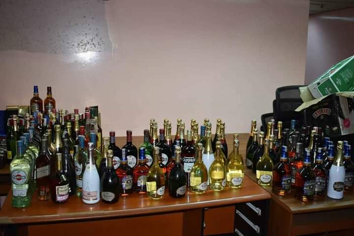 RolandeNgo's tweet image. Arrêtez la saignée ! Appliquez les textes et que force soit à la loi. Le consommateur n'est pas un laboratoire d'essai @DitOwona @actucameroun @FelixNyeck @PR_Paul_BIYA @DrManaouda