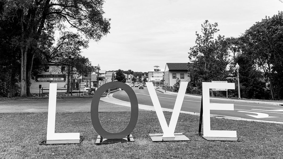 We love ALL kinds of LOVE! 🥰 Stay tuned as we celebrate all week long with fun videos and more! #townoffrontroyal #frontroyal #frontroyalva #virginia #warrencounty #frontroyalisforlovers #shenandoahvalley #shenandoah #atownforallseasons #LoveVA #virginiaisforlovers #welovelove