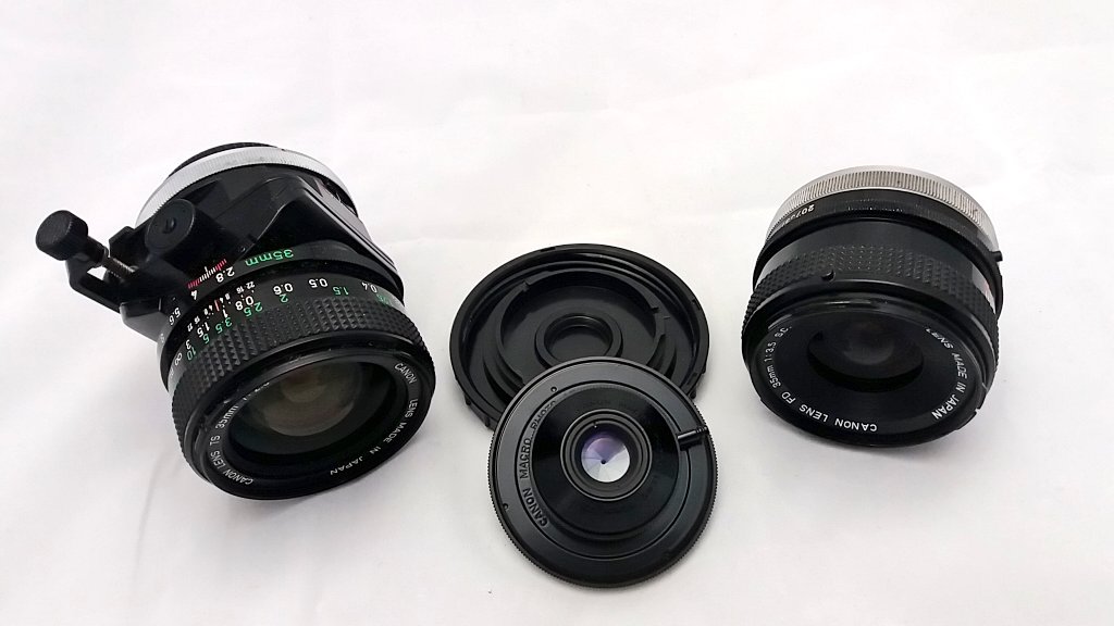 Which 35mm lens would you shoot? 

#canonfd35mm #canonts35mm #canonmacro35mm 

#filmphotography