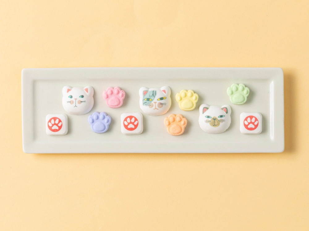 ねこスイーツ がエキュート東京 日暮里 立川に集結 猫型ショートケーキや肉球