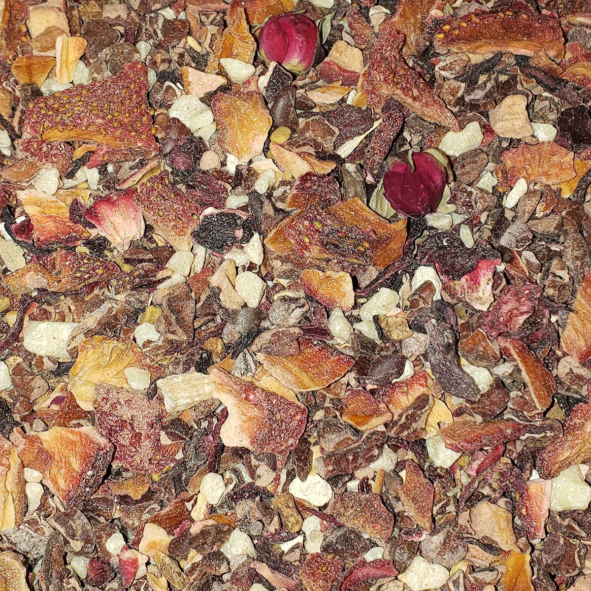Lover's Tea by Monet' Blends 
Chocolate Strawberry Tea helps your Lobito and your mood.
Everybody can use a little extra love. 
#LOVE #MonetBlends #teapot #HerbalTea #herbalteablends #chocolate #Strawberry #chocolatestrawberrytea