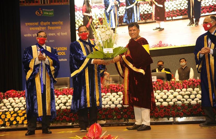 SpeaksAlumni's tweet photo. We had a dream to get degree from India's No.1 agricultural institute in convocation cermony like IARI, BHU-IIT
Make NDRI convocation offline. 
#WeWantOfflineConvocation #BoycottNDRI_onlineConvocation
@ICAR_NDRI @icarindia  @nstomar @KailashBaytu @PRupala @Dept_of_AHD @PMOIndia https://t.co/by27CUdPMH