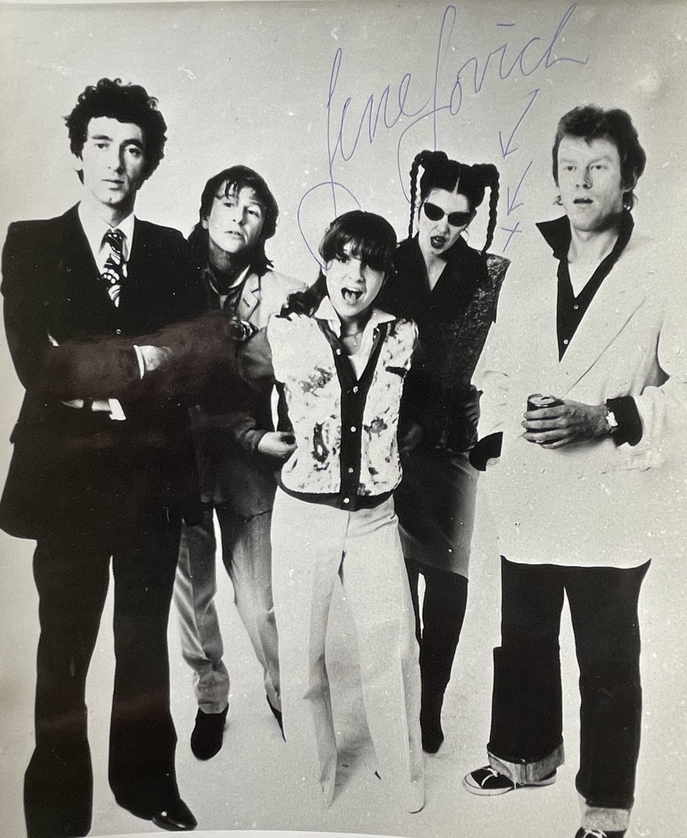 OFF TOPIC 

Lene Lovich - Stiff Records 

Plus guitarist Les Chappell, and pictured with Stiff Records tour ‘Be Stiff’ 78 Tour line-up: Jona Lewie, Wreckless Eric, Rachel Sweet & Micky Jupp. #Stiff #IfItAintStiff
