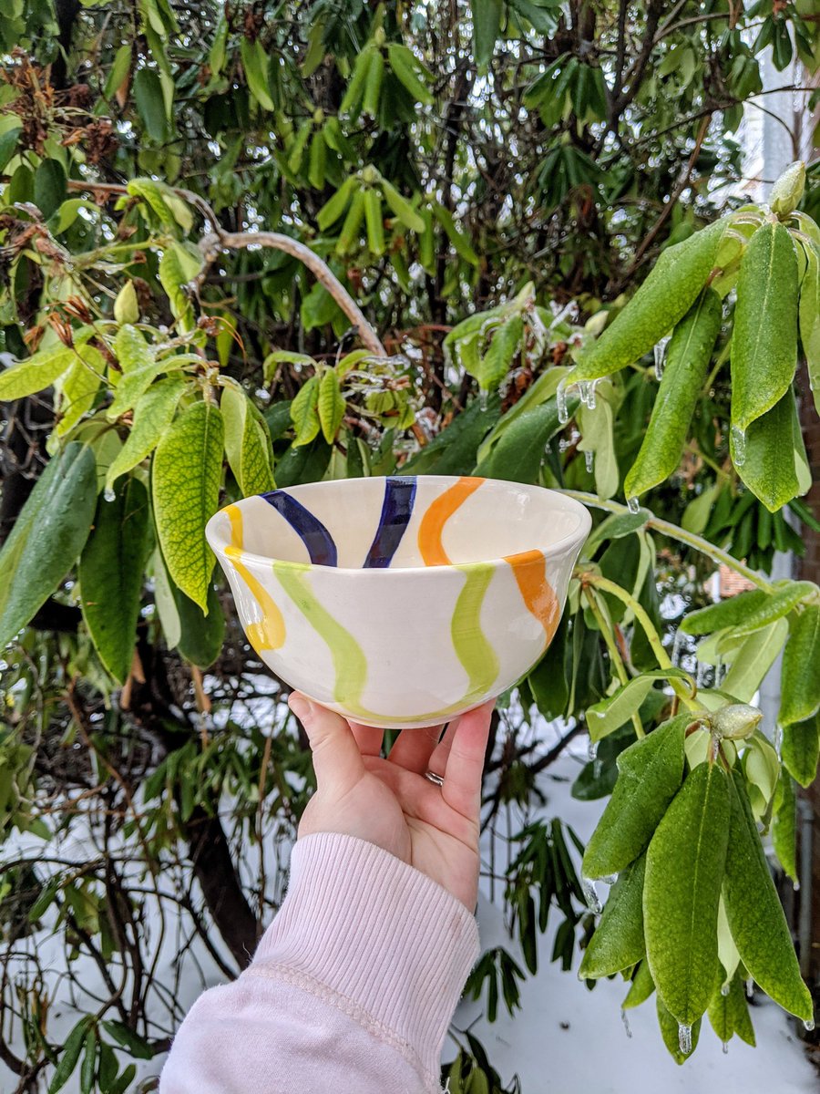 FreshFishpots's tweet photo. Me and my small business need your support! Please check out my website or insta if you have a moment 💞����

#PotteryThrowdown #SmallBusiness #artistsontwitter https://t.co/snwcW0Phou