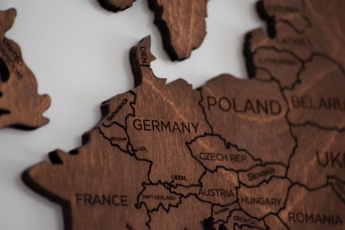 mainwareTech's tweet image. Factories and organizations implement the newest #technologies that provide an edge over their competition. 💡 The fourth industrial revolution is in full swing. But which country provides the best grounds for both small and large #innovators ? mainware.com/blog/111
