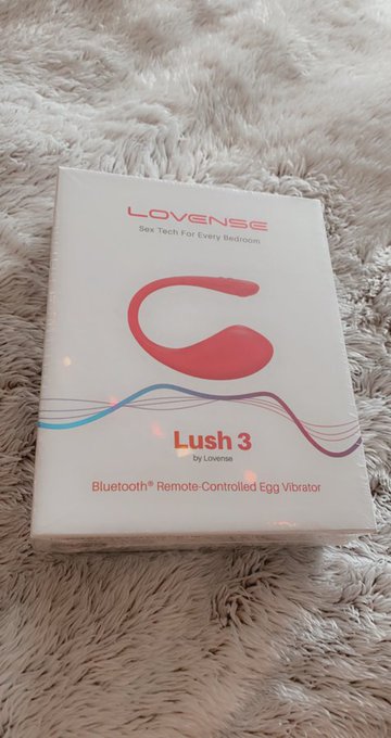 will be live onn streamate https://t.co/mWCuEayGpl https://t.co/CK3tSKuiFY