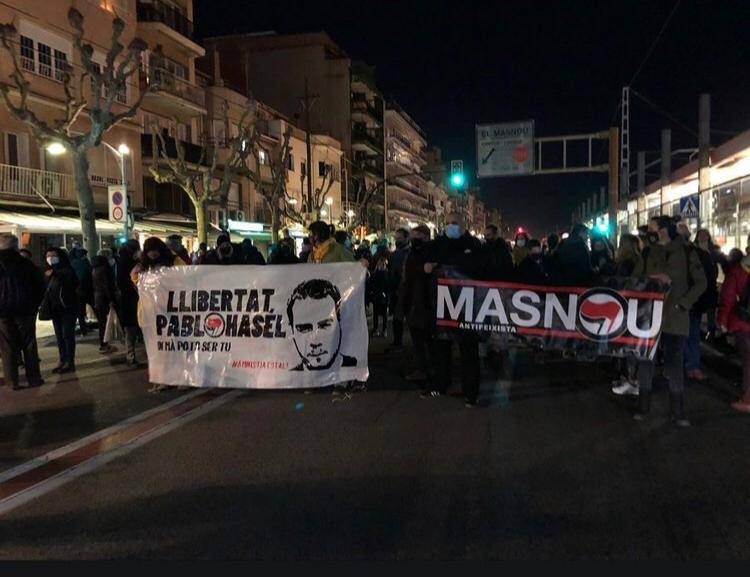 cupnacional's tweet photo. Més de 50 convocatòries en  solidaritat amb @PabloHasel per  tot  el país! Exigim la seva llibertat! Plantem cara a la repressió d'un estat espanyol totalment antidemocràtic! 

#LlibertatPabloHasel ✊✊✊ https://t.co/EnYkE1kun1