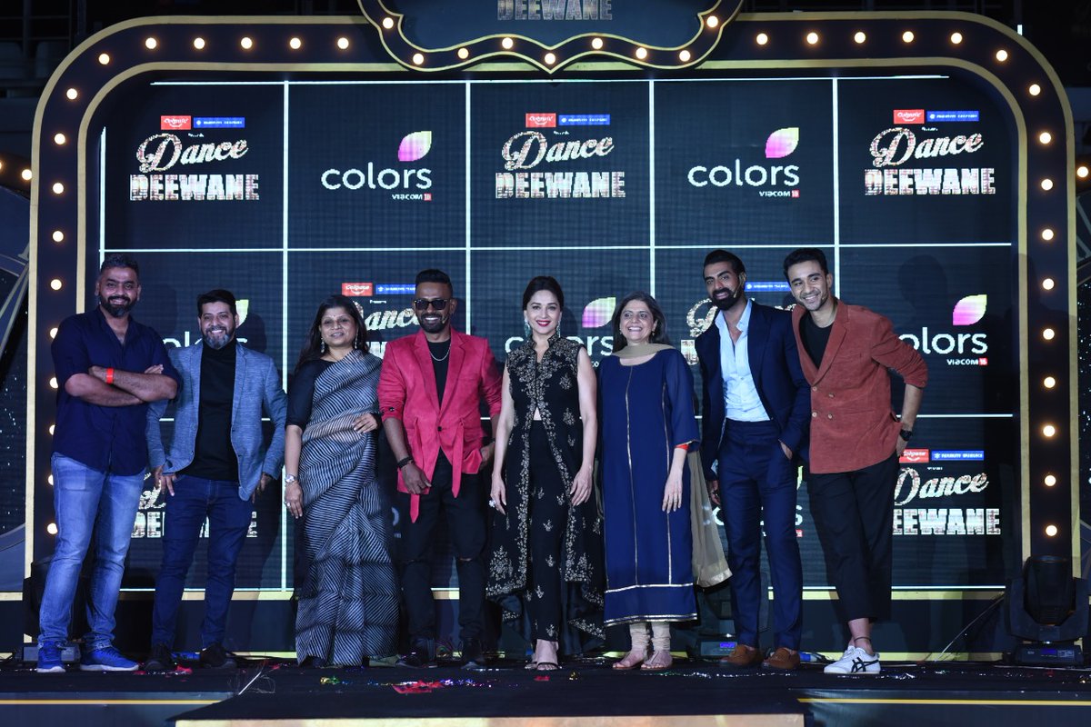 Nina Elavia Jaipuria (@ninajaipuria) on Twitter photo With all hands on deck, <a href="/ColorsTV/">ColorsTV</a> flagged off the launch of Dance Deewane with a dance carnival on a ship. A big shout out to <a href="/MadhuriDixit/">Madhuri Dixit Nene</a>
<a href="/dthevirus31/">Dharmesh D</a> <a href="/TheTusharKalia/">Tushar Kalia</a> <a href="/TheRaghav_Juyal/">Raghav Juyal</a>. Ab Hum Waqt ko Nachayenge, Dance Machayenge!
#DanceDeewane3
#DanceMachayenge With all hands on deck, <a href="/ColorsTV/">ColorsTV</a> flagged off the launch of Dance Deewane with a dance carnival on a ship. A big shout out to <a href="/MadhuriDixit/">Madhuri Dixit Nene</a>
<a href="/dthevirus31/">Dharmesh D</a> <a href="/TheTusharKalia/">Tushar Kalia</a> <a href="/TheRaghav_Juyal/">Raghav Juyal</a>. Ab Hum Waqt ko Nachayenge, Dance Machayenge!
#DanceDeewane3
#DanceMachayenge