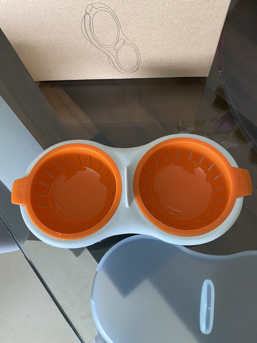 victoriaruffo31's tweet image. Antes que nada muy buenas tardes! Quiero que alguien me pueda explicar para que sirve este artefacto y cómo se usa! Sean serios por favor!.