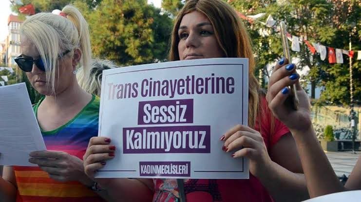 2006 Nisan ayında Ankara Eryaman ve Esat'ta trans kadınlara karşı sistematik olarak işlenen nefret suçlarını #ZamanaBırakmıyoruz
#Aşamıyoruz
