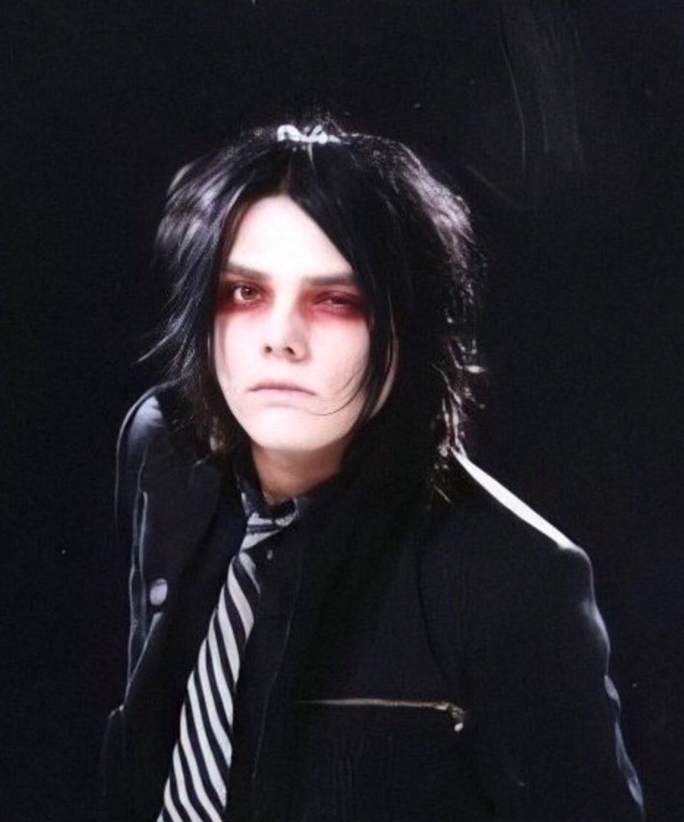THAT revenge gerard photoshoot — a thread