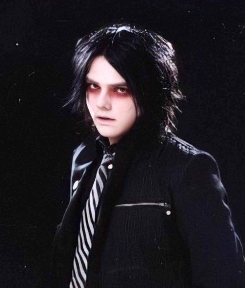 THAT revenge gerard photoshoot — a thread