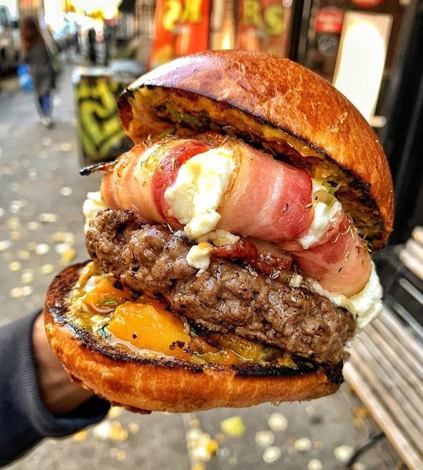 Bacon wrapped goat cheese burger 🍔 

Are you ready for this? #bbqfood #bbqlife #bbqlovers