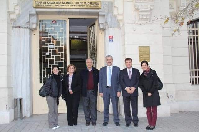 Prof Dr Doğan CÜCELOĞLU hocam.
Milletçe hayat derslerini kimden alacağız, ayakta kalmayı kimden öğreneceğiz artık.
Rabbimiz gani gani rahmet eylesin, mekanın cennet olsun inşaallah.