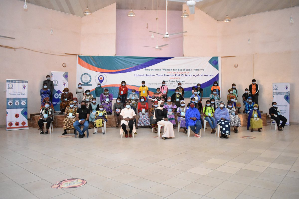 Our staff <a href="/sumeeumar/">Fero-Yerwa♥️ (Mrs)</a> speaking on the topic 'Financial Management in the context of VAWG" at the @EWEI1 ongoing #OSSSeminar3 Year 2 with the support of <a href="/UNTrustFundEVAW/">UN Trust Fund to End Violence against Women</a> at Ungwan Romi Community.
<a href="/SalamaSarc/">Salama S.A.R.C Kaduna</a>  <a href="/HafsatMohBaba/">Hafsat M Baba</a>

#UNTF #UNTFcommunity  #EVAWG