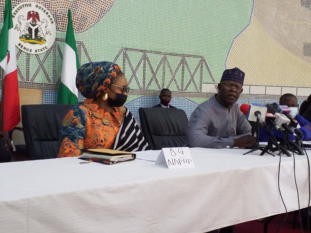 ESLFfoundation's tweet photo. ESLF has today, alongside other CSOs, been inaugurated as member, Benue State Task Force on Human Trafficking by the Executive Governor of Benue State, Samuel Ortom, represented by his Deputy, Engr. Benson Abounu.
#NAPTIP #IOM #NACTAL #StopHumanTrafficking
#Policy #Prevention https://t.co/scAvTEq16t