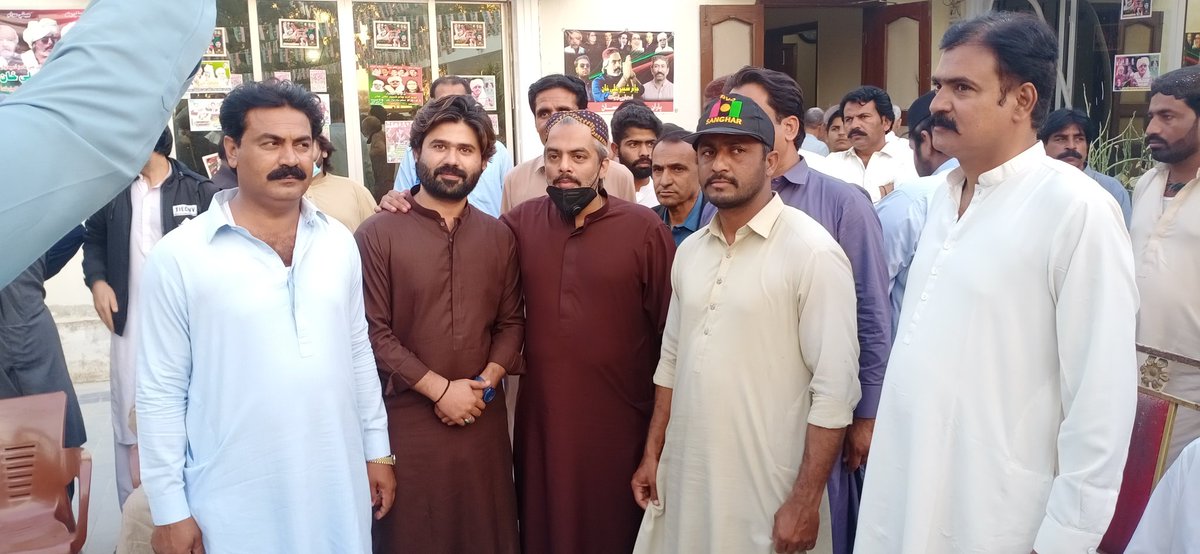 munwerPYO's tweet photo. Congratulations Chairman PPP @BBhuttoZardari , pyo comander @JavedNLaghari and Jiyalas...
PPP candidate @JamShabbirAli2 is winning PS 43 Sanghar election with a very huge margin...
@ImranDhamrahPPP @TariqueBuledi @RomaMatto
@kausar_381
#pyoteam Zindabad
#JeetKaNishanTeer https://t.co/0n0Ww0P7GB