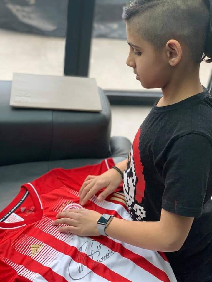 Sokratis Papastathopoulos (@sokratispapa5) on Twitter photo I met you two years ago and I will always be by your side my friend <a href="/mikeypoulli/">Mikey Poulli</a>.
Thank you for teaching us what greatness of soul means. I am waiting for you at <a href="/olympiacosfc/">Olympiacos FC</a> to play football in your own unique way. I met you two years ago and I will always be by your side my friend <a href="/mikeypoulli/">Mikey Poulli</a>.
Thank you for teaching us what greatness of soul means. I am waiting for you at <a href="/olympiacosfc/">Olympiacos FC</a> to play football in your own unique way.