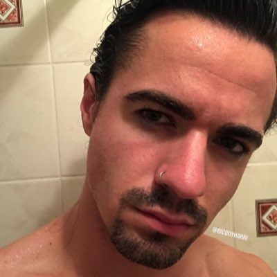 #NewProfilePic

Looking to fuck some slave’s mind up and talk them into a financial crisis nice and slow.
I know you want to lose control, DM me and I’ll put you in that subspace you so clearly crave