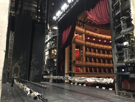 This is where I work.
Back stage, behind the scenes. As an OD practitioner it’s not about me, I’m not the 1 In the limelight. My role is to give another perspective, be a critical friend, offer a different lens. I’m here to help you figure out how to put it all together. #od