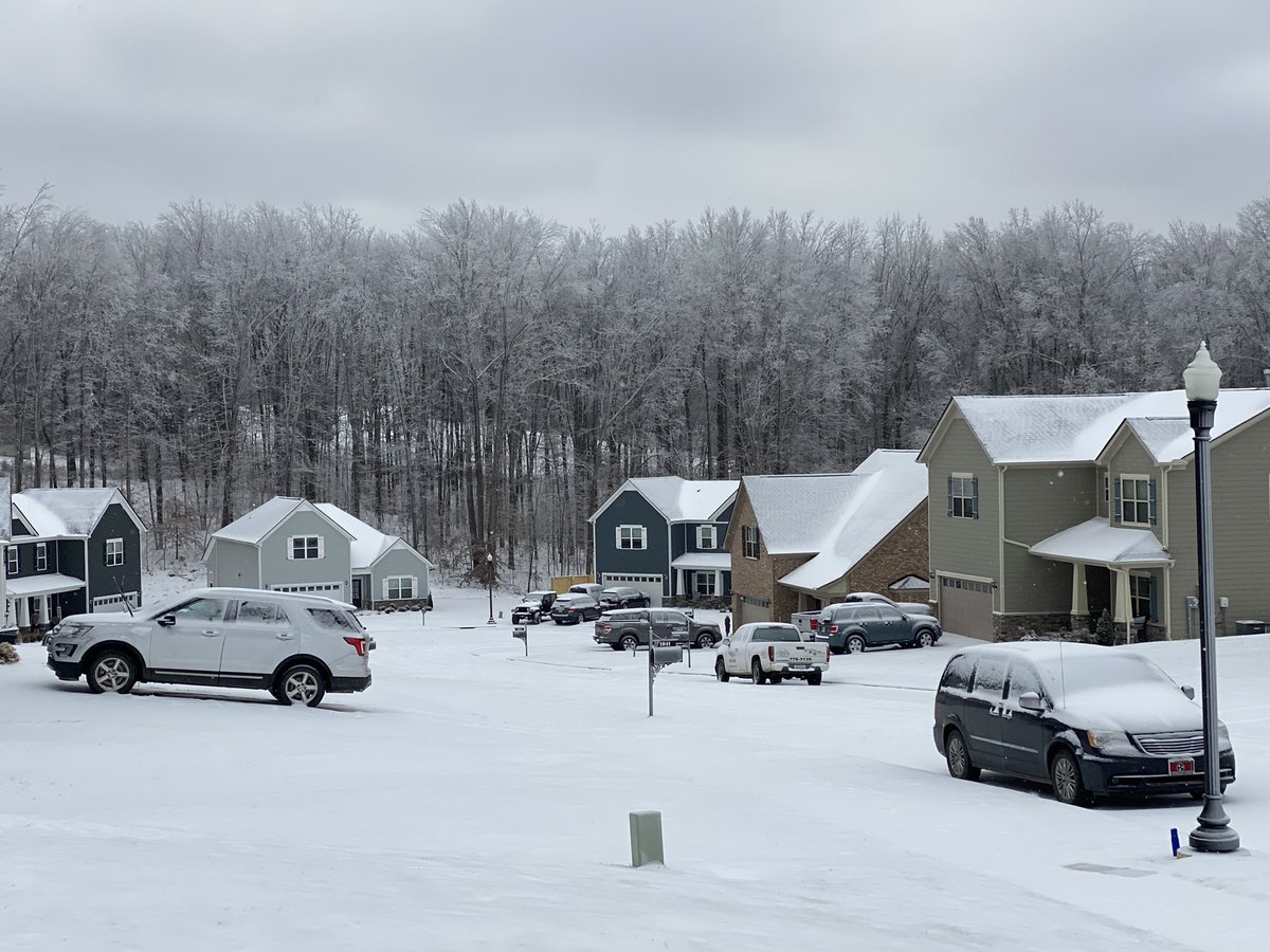 kellie_what07's tweet photo. The Yellow Jacket Yearbook would love your pictures of you enjoying this Winter Wonderland—send those pictures to me! Kellieg@wcs.edu https://t.co/LQBcTFvgDK