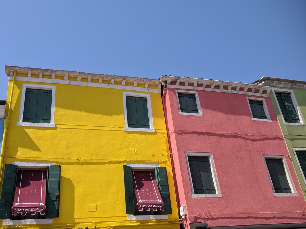 Loving the #Top4Theme #Top4Square theme
@perthtravelers  @Touchse @Giselleinmotion @CharlesMcCool 
Gives me a chance to brighten up my day by digging out my chocolate box Burano snaps😁