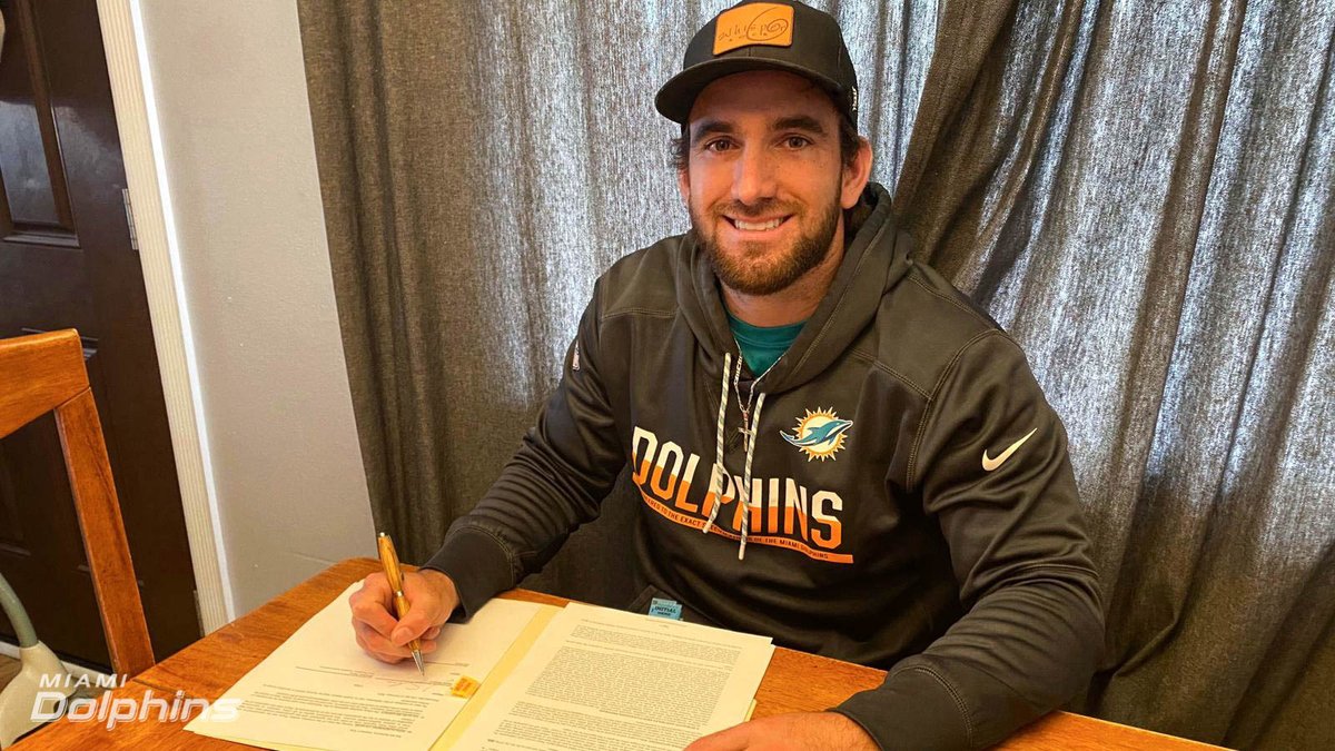 Miami Dolphins tweet media