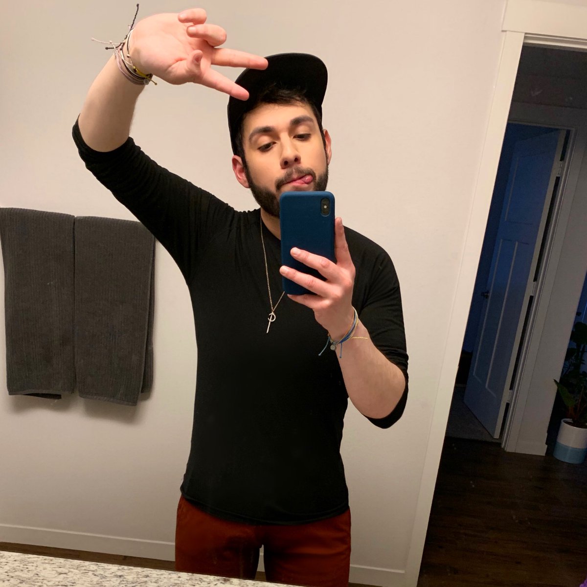 wanderingmenso's tweet photo. I can’t wait to get my electricity bill with your -27 degree bullshit. 

#FreeBritney #cold #gay https://t.co/xYNaqlnb6o
