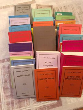 Çekiliş

📚Çekiliş ile 57 adet Sezai Karakoç kitaplarından bir adet sürpriz kitabı hediye ediyoruz

Yapmanız gereken
🌸bu tweeti Rt yapmanız ve

🍃 İnstagram hesabımızı takip etmeniz  yeterli  👇

instagram.com/ismetozel_sair/

.