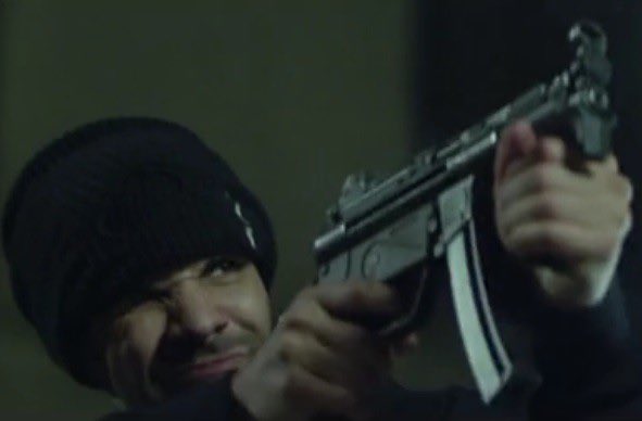 The tough guy fronting still holds this back though “Keep the blade with me when I go to check a bitch, ain’t no Tellin” ^wtf is this, but lowkey it’s hilarious and makes me laugh every time 